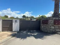 Apartment 84m2- 3 bedrooms - terrace 34 m2 - beach, restaurants on foot - parking