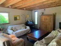 Jolie Maison en Bois Avec Piscine Hotels in Gard