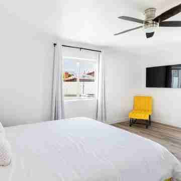 Desert Lux Oasis • All King Beds Rooms