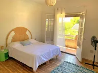 Beautiful House with Private Swimming Pool in South of France/ Provence-Gard Hotels in Beaucaire