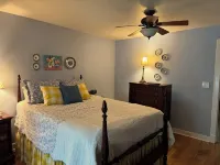 Charming 4-bedroom bungalow, ideal for gameday, & celebrating in Starkville, MS!
