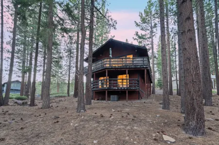 Secluded Incline Village Stay w/ Deck Near Diamond Peak & Lake Cloud 9 and 1/2 by Avantstay