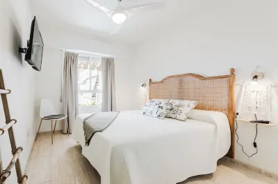 Cozy apartment with swimming pool and balcony, in the best area of Alicante Hotels in Cabo Huertas