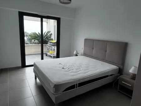 Au Cœur de Porticcio, Joli 3 Pièces à 2 pas de la Plage Отели в г. Porticcio