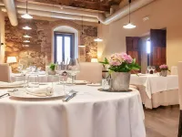 Palacio Carvajal Girón - breakfast