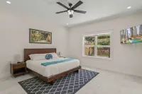 Welcome to Casa Rio, our spacious house in scenic Jensen Beach!