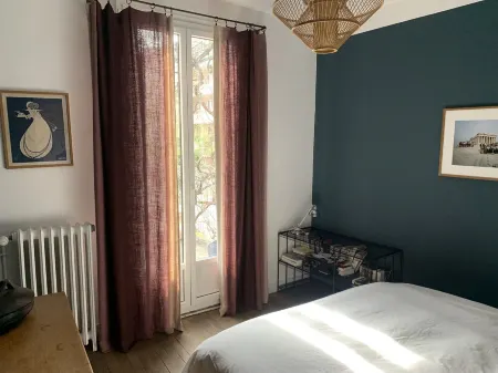 Maison Proche Paris Est Отели в г. Баньоле