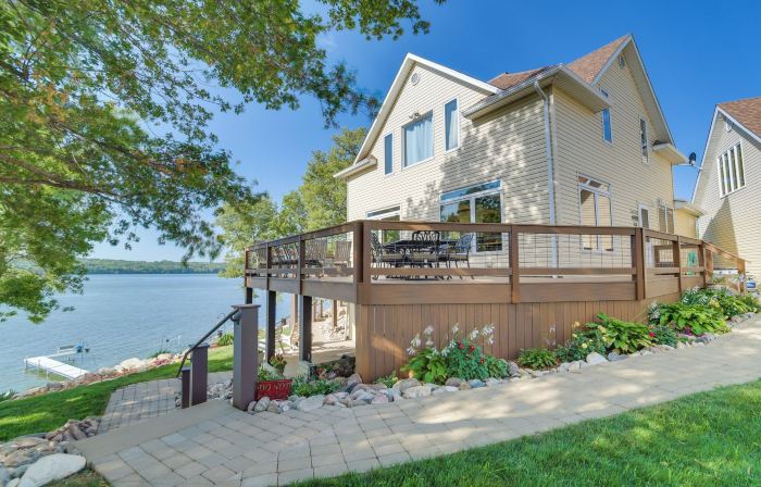 Peaceful Clinton Retreat w/ Lakefront Views!
