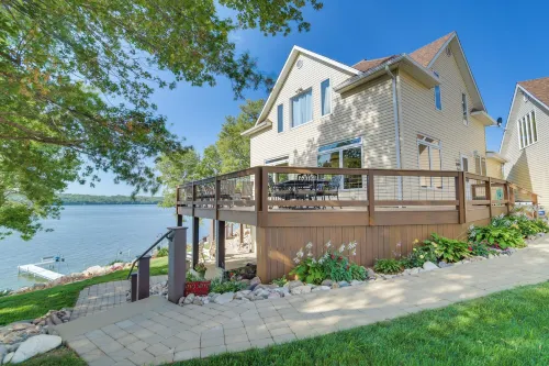 Peaceful Clinton Retreat w/ Lakefront Views! - Wifi