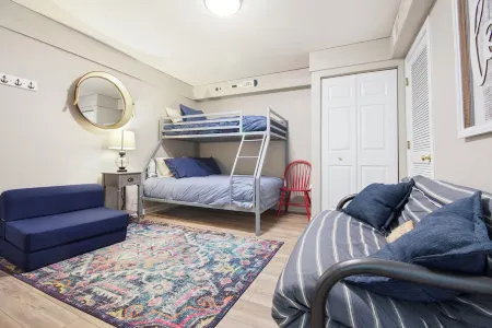 3-bedroom condo  in Abbey Springs, Fontana with Golf Cart Отели в г. Фонтана-он-Дженива Лейк