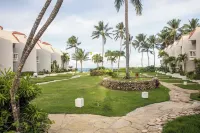 Beach Front 2-bedroom house in fabulous Cabarete