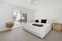 Rye Beach House - Sunset Views