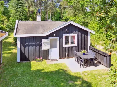 "Aria" - 1km from the sea Fisherman icehouse in Liseleje附近的飯店