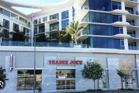 PRIME BEVERLY HILLS! 3000SqFt. ASK ABOUT PROMOTIONS. 100+ REVIEWS!!