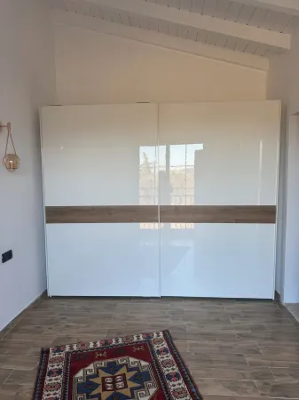 2-bedroom villa in charming Uzunkuyu urla with private pool AC, WiFi brand new Отели в г. Uzunkuyu Mahallesi