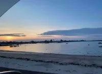 Charming seaside apartment Các khách sạn ở Plounéour-Brignogan-plages