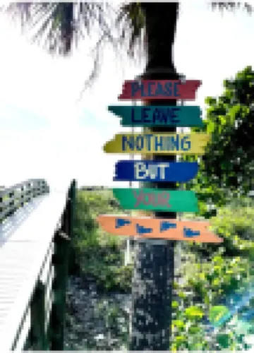 Cute, spacious 2 BR 2 Full BA condo minutes from the beaches