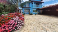 Spacious house with a high standard near the beach! Hotel in zona Foz do Rio Guaratuba
