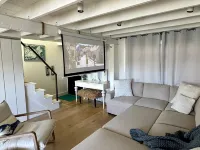 Charming Waterfront Home - Patio - AC - Projector - Kitchen - Shops - Dining