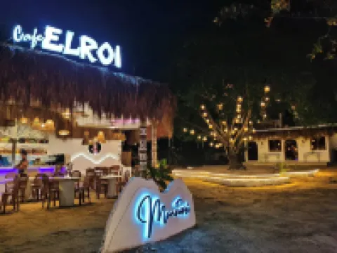 Manawari Beach Resort