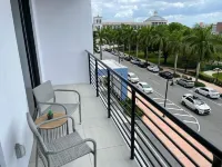 Fine 1 Bedroom Condo at Doral
