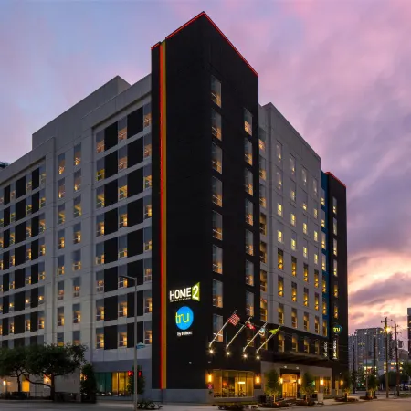 Tru by Hilton Houston Downtown Convention Center