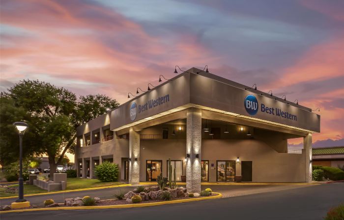 Best Western InnSuites Tucson Foothills Hotel  Suites