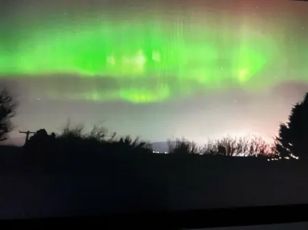 The lodge has spectacular views of  Cromarty Firth and Ben Wyvis mountain range. Отели в г. Дингуолл