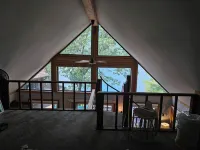 Lake Santeetlah Family Retreat: 4BR/4.5BA w/ Kayaks & Grills