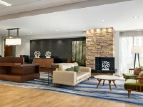 Fairfield Inn & Suites Bristol Hotels in Bristol