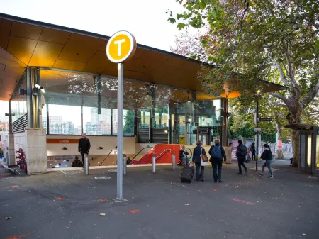 Royal Exhibition Hotel Отели в г. Surry Hills