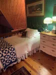 3-bedroom cabin in peaceful Fleetwood with WiFi, AC. Enjoy nature