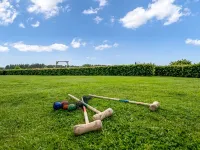 "Bernice" - 900m from the Sea