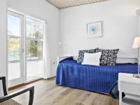 "Nele" - 400m from the Sea