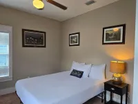 Barefoot Cottage B37 - The B's Knees - Gym