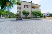 Apartments Belvedere-Three Bedroom Apartment with Balcony Hotel a Buje