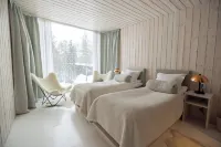 Arctic TreeHouse Hotel