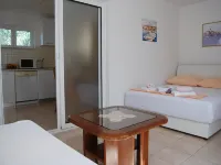 Apartment Lili- One Bedroom Apartment with Terrace (ST) - Lejligheder
