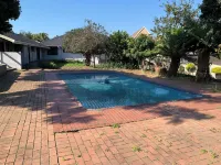 사르니아의 팜 헤이븐  호텔