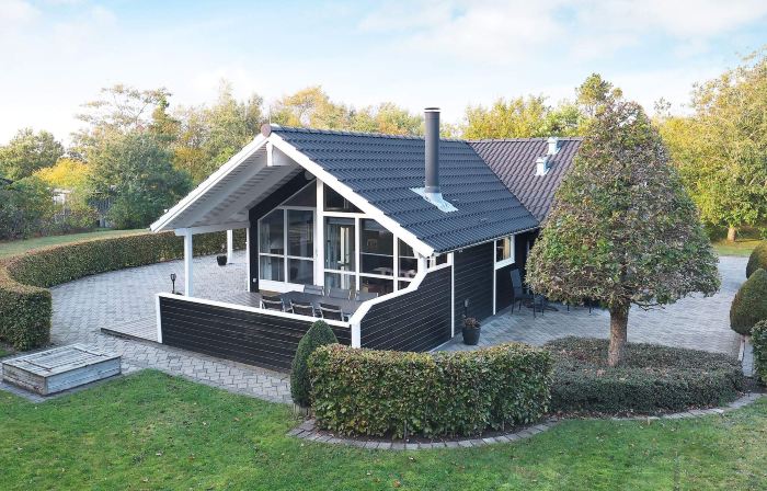 7 Person Holiday Home in Løgstør-by Traum