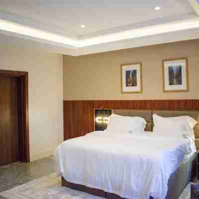 Five Homes Hotel and Apartments Rooms
