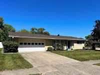 New Kitchen! Charming Mid-Century Modern Home!