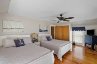 The LeClaire River Chateau