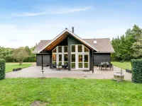 "Yvonna" - 350m to the Fjord