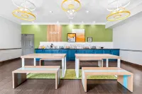 Spark by Hilton St. Augustine I 95 - breakfast
