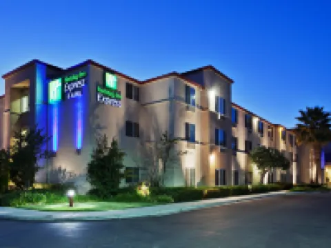 Holiday Inn Express & Suites TRACY by IHG Hotels in Tracy