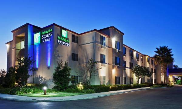 Holiday Inn Express & Suites Tracy by IHG