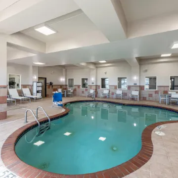Country Inn & Suites by Radisson, Findlay, Oh