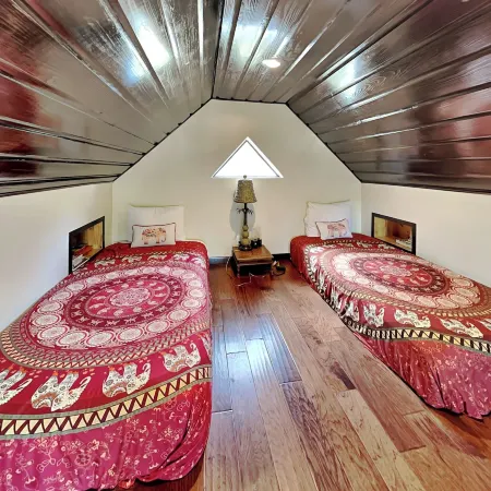 Sabaidii Guesthouse A & B