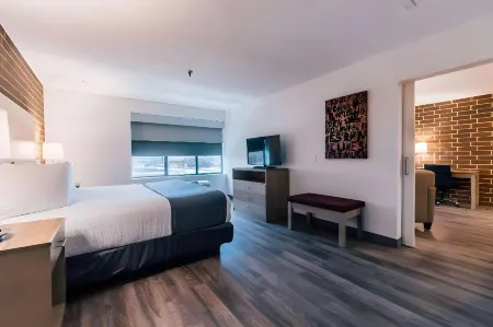 Best Western Plus Waterloo & Cedar Falls